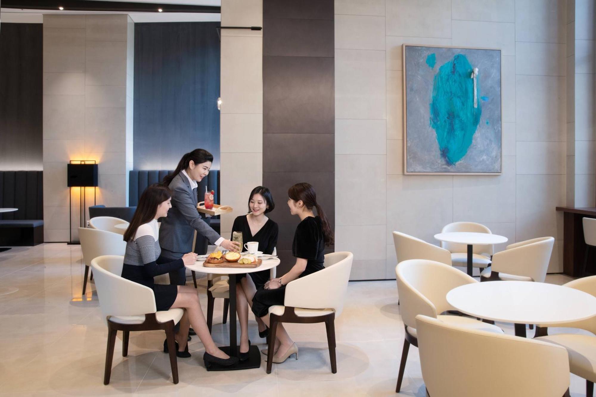 Courtyard By Marriott Suwon Hotel Exterior foto