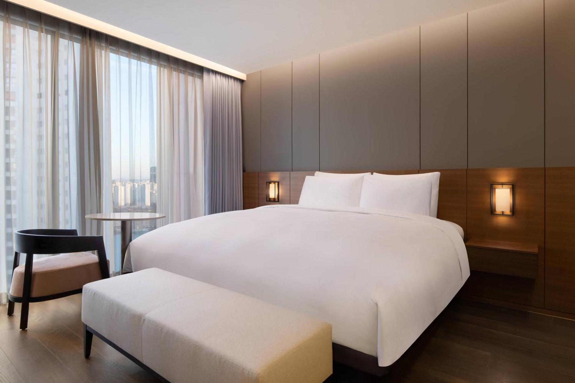 Courtyard By Marriott Suwon Hotel Exterior foto