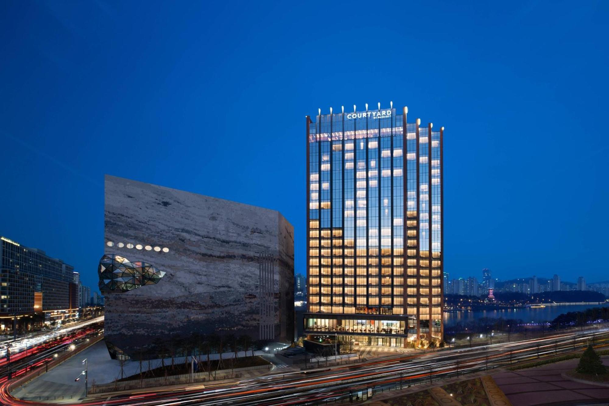 Courtyard By Marriott Suwon Hotel Exterior foto